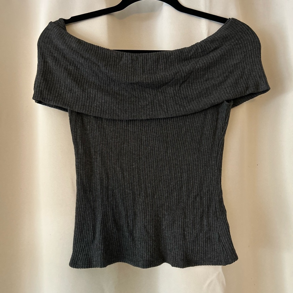Gray Off-Shoulder Ribbed Top: size medium